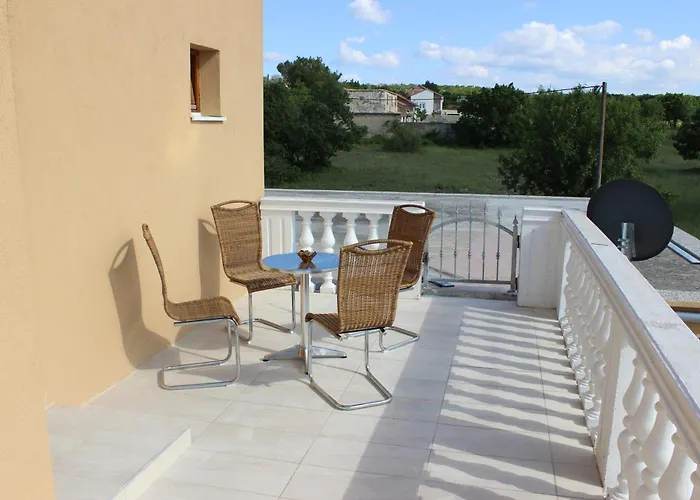 Roza Villa